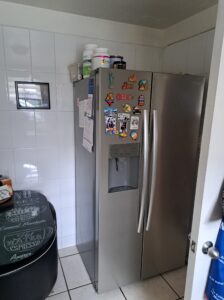 Cocina con refrigerador side by side, casa en venta en Quilicura